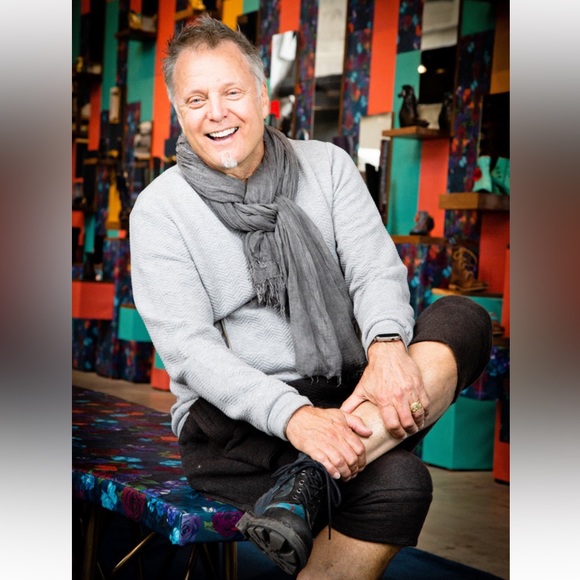 John Fluevog Powerhouse Rashida Black Patent Bootie 11 - Picture 7 of 12